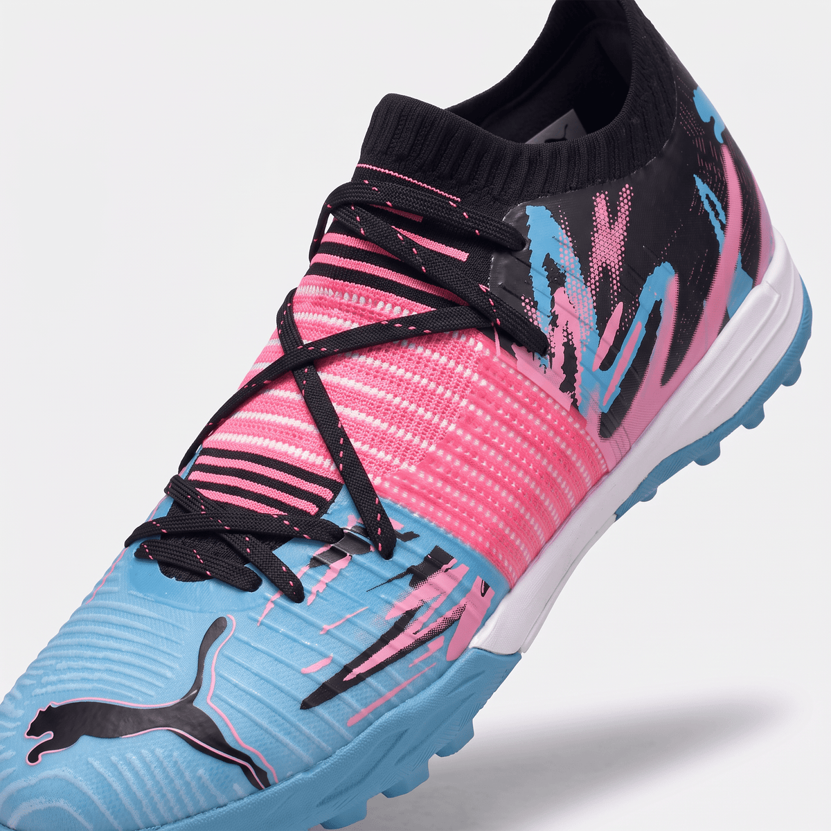 Future Z 1.1 Pro Cage Black / White / Blue Glimmer / Pink Blast