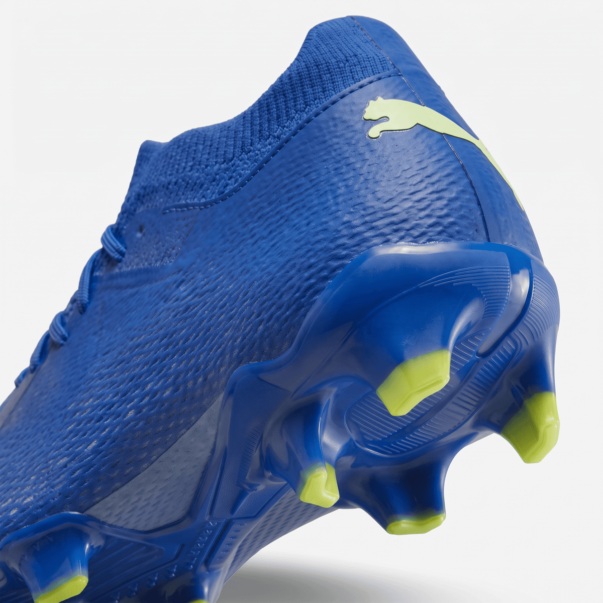 Ultra Ultimate FG/AG Blue / White / Pro Green