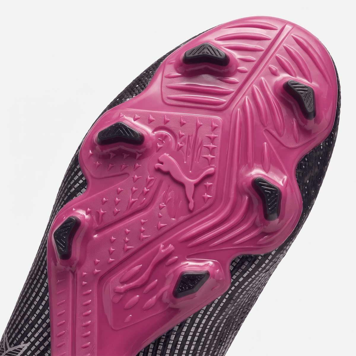 Future Ultimate FG/AG Black / White / Poison Pink