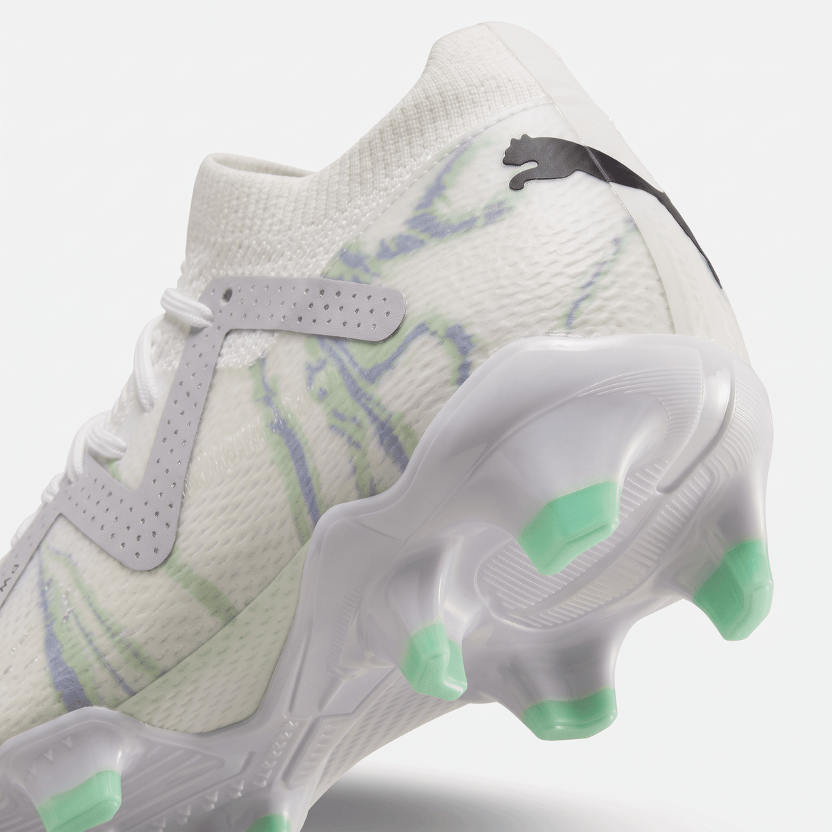 Future Ultimate FG/AG White / Black / Lavender / Fizzy Light
