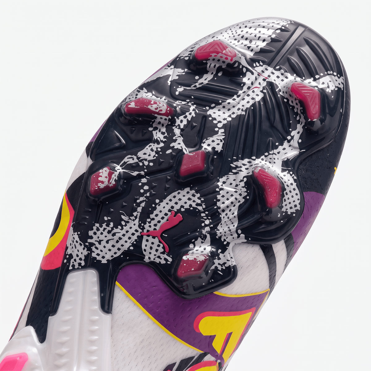 Future Ultimate FG/AG White / Black / Fire Orchid / Yellow Alert