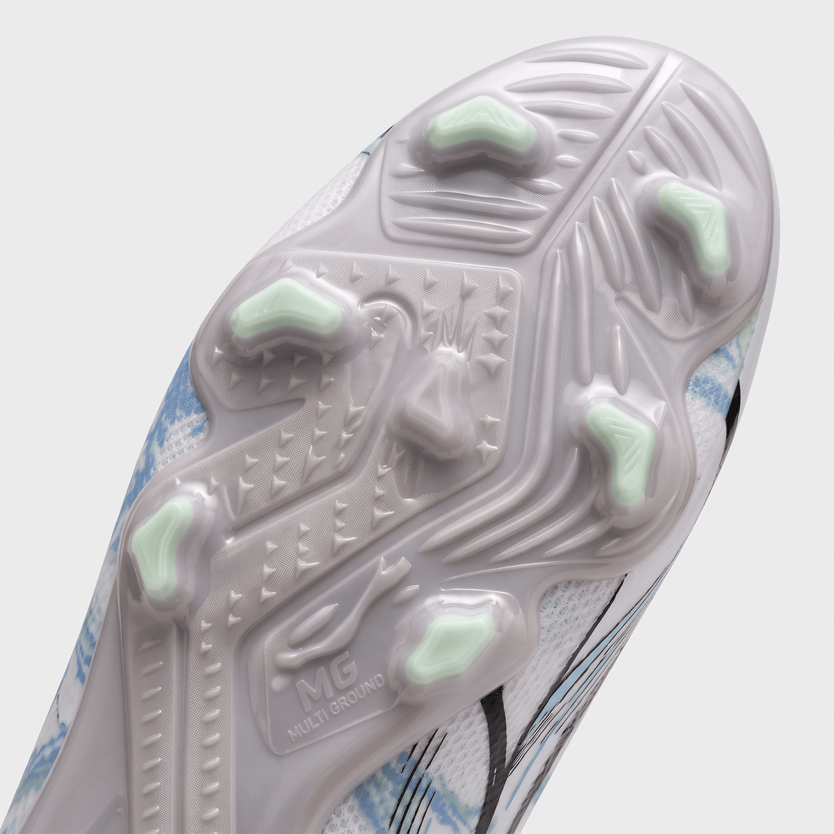 Future Ultimate FG/AG White / Black / Spring Lavender / Fizzy Light