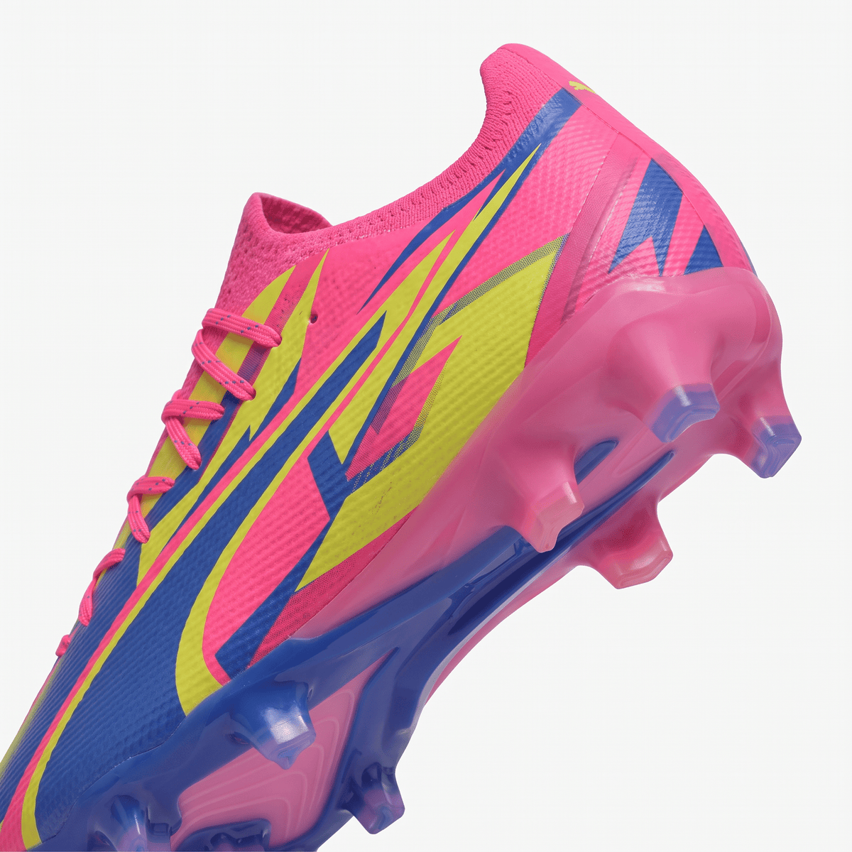 Future Ultimate FG/AG Luminous Pink / Ultra Blue / Yellow Alert