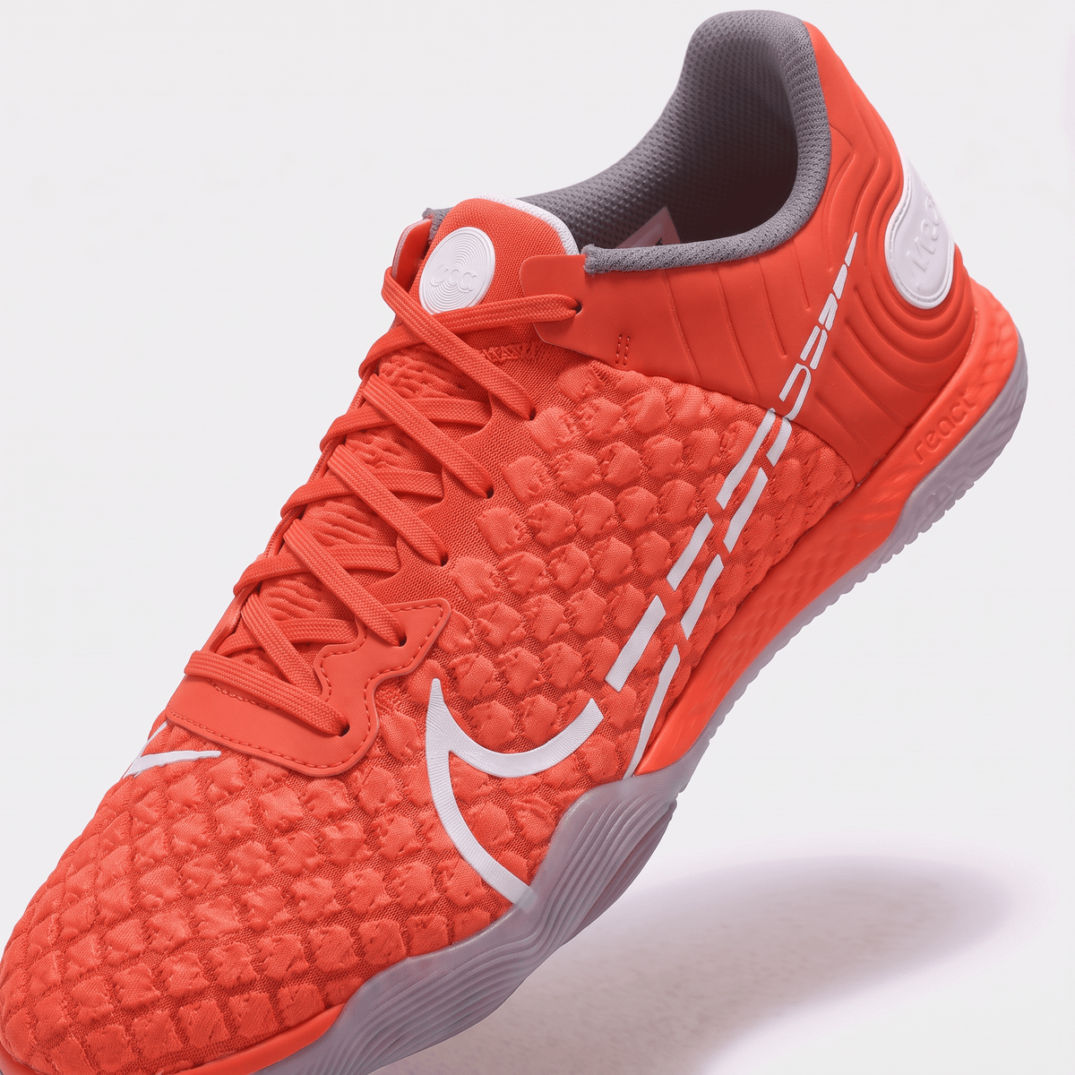 Gato Bright Crimson / White / Black