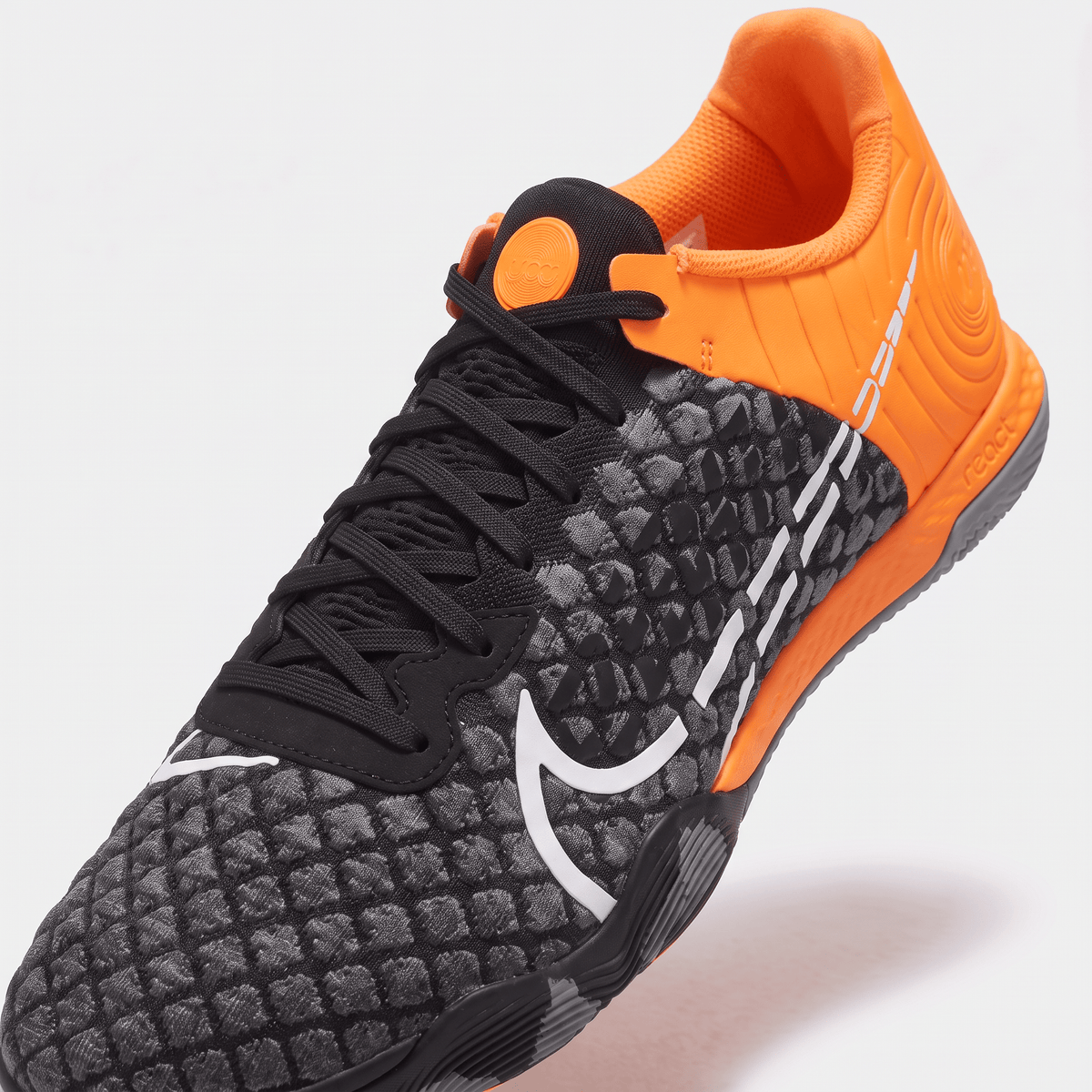 Gato Black / White / Total Orange