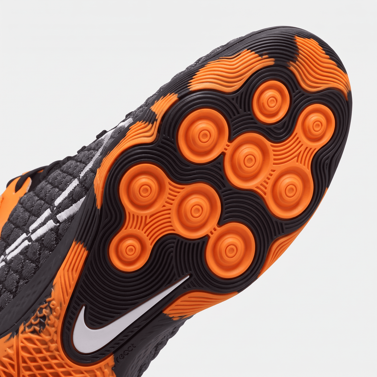 Gato Black / White / Total Orange
