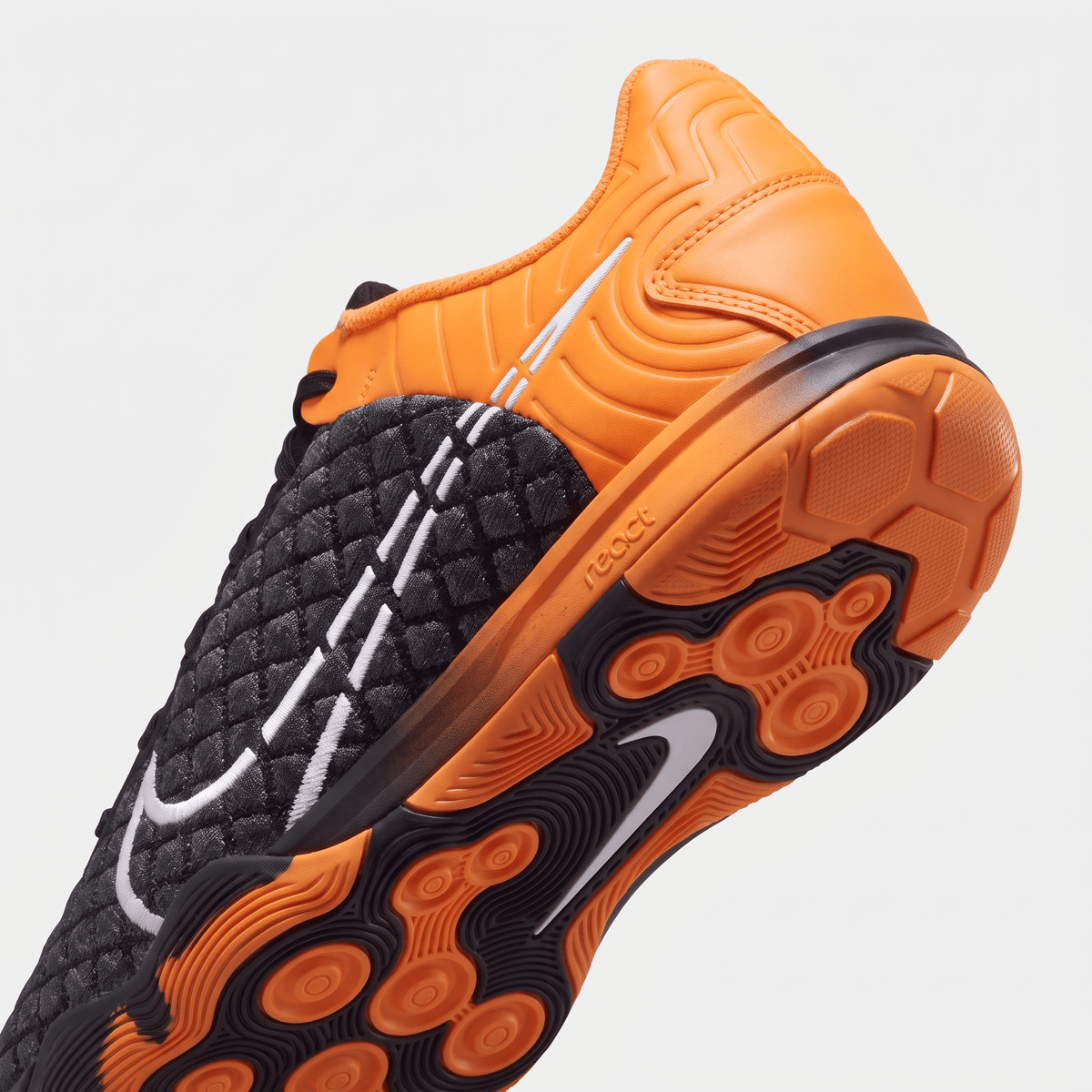Gato Black / White / Total Orange