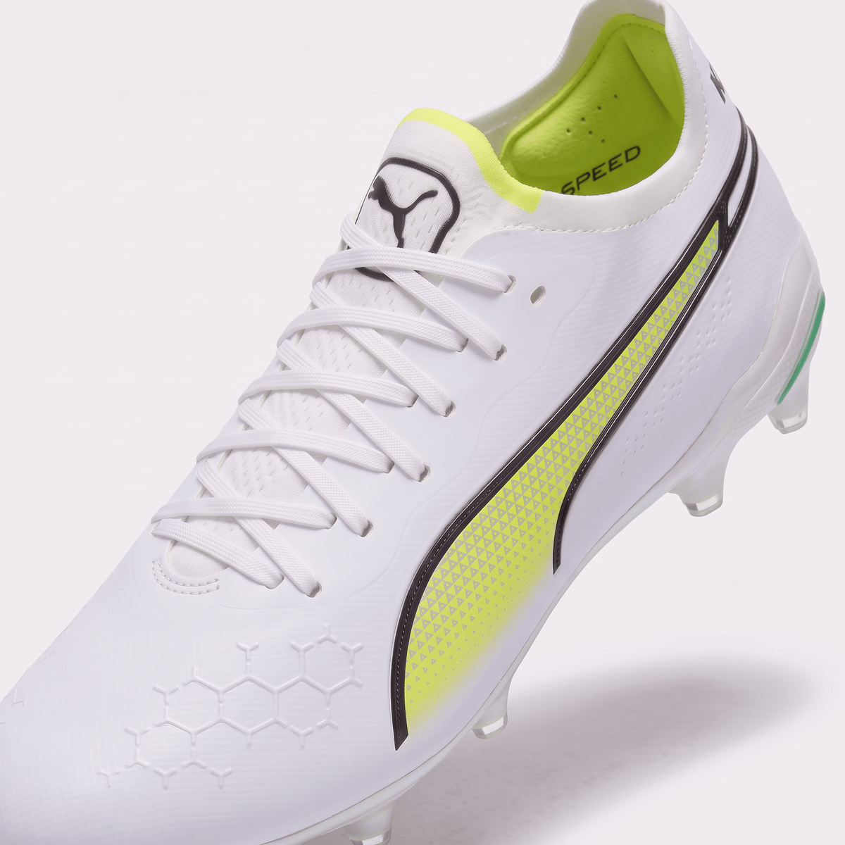 Ultimate FG/AG White / Black / Fast Yellow / Electric Peppermint