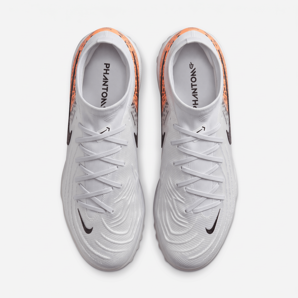 Phantom Luna 2 Academy TF White / Black / Total Orange