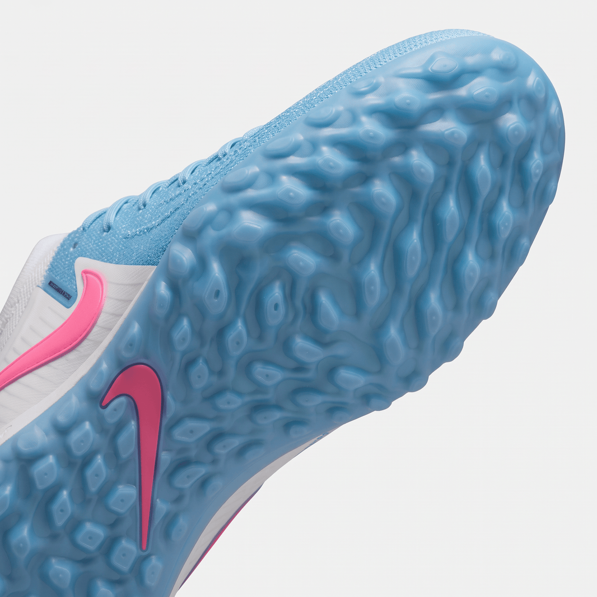 Phantom GX 2 Academy TF Glacier Blue / Blue Fury / Pink Foam