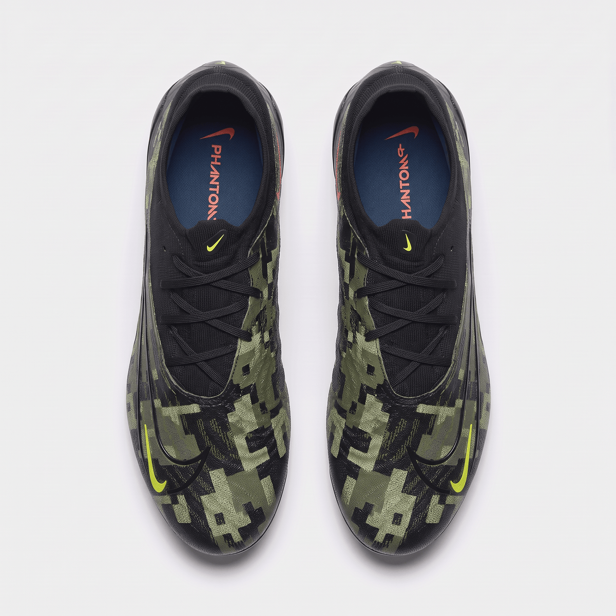 React Phantom GX FG Black / Camo / Green Strike