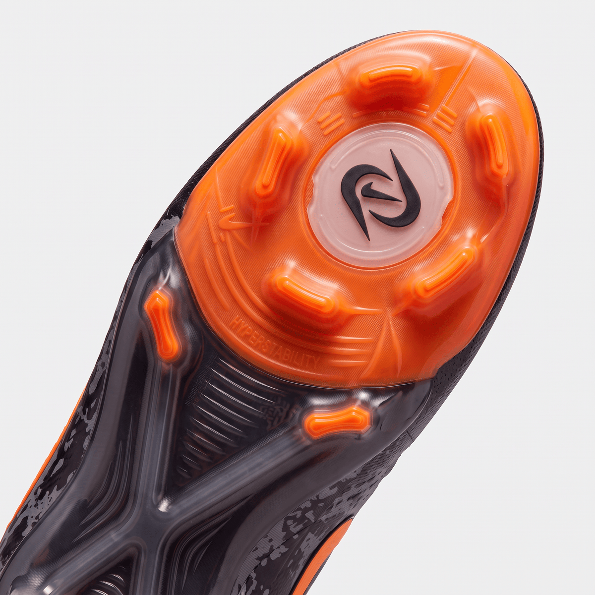 Phantom Luna II FG Black / Total Orange