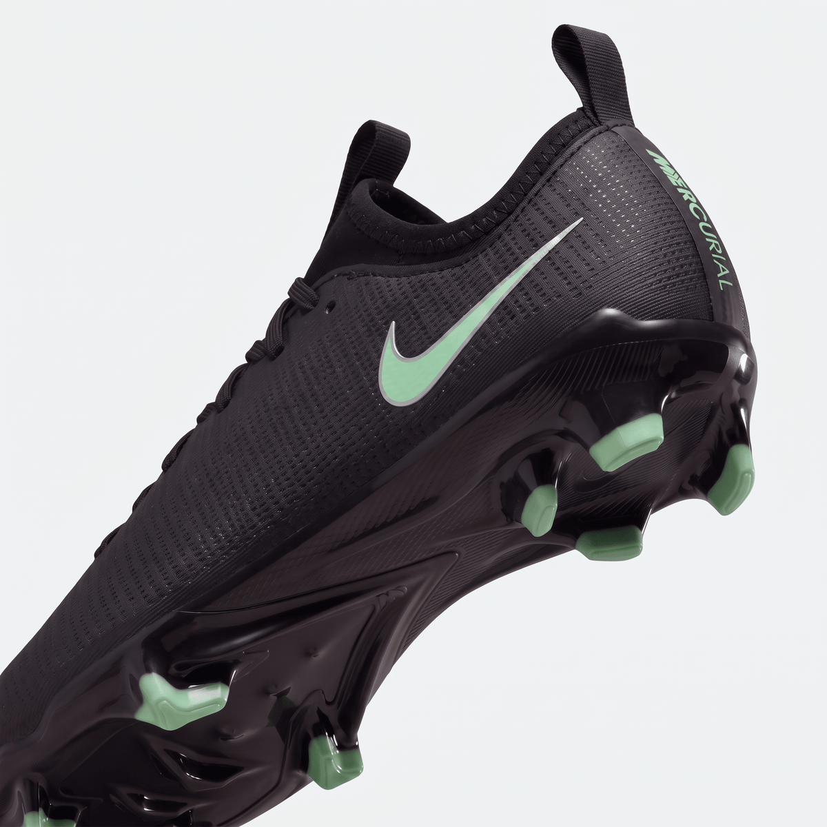 Mercurial Vapor 17 Academy TF Black / Illusion Green / Silver Metallic