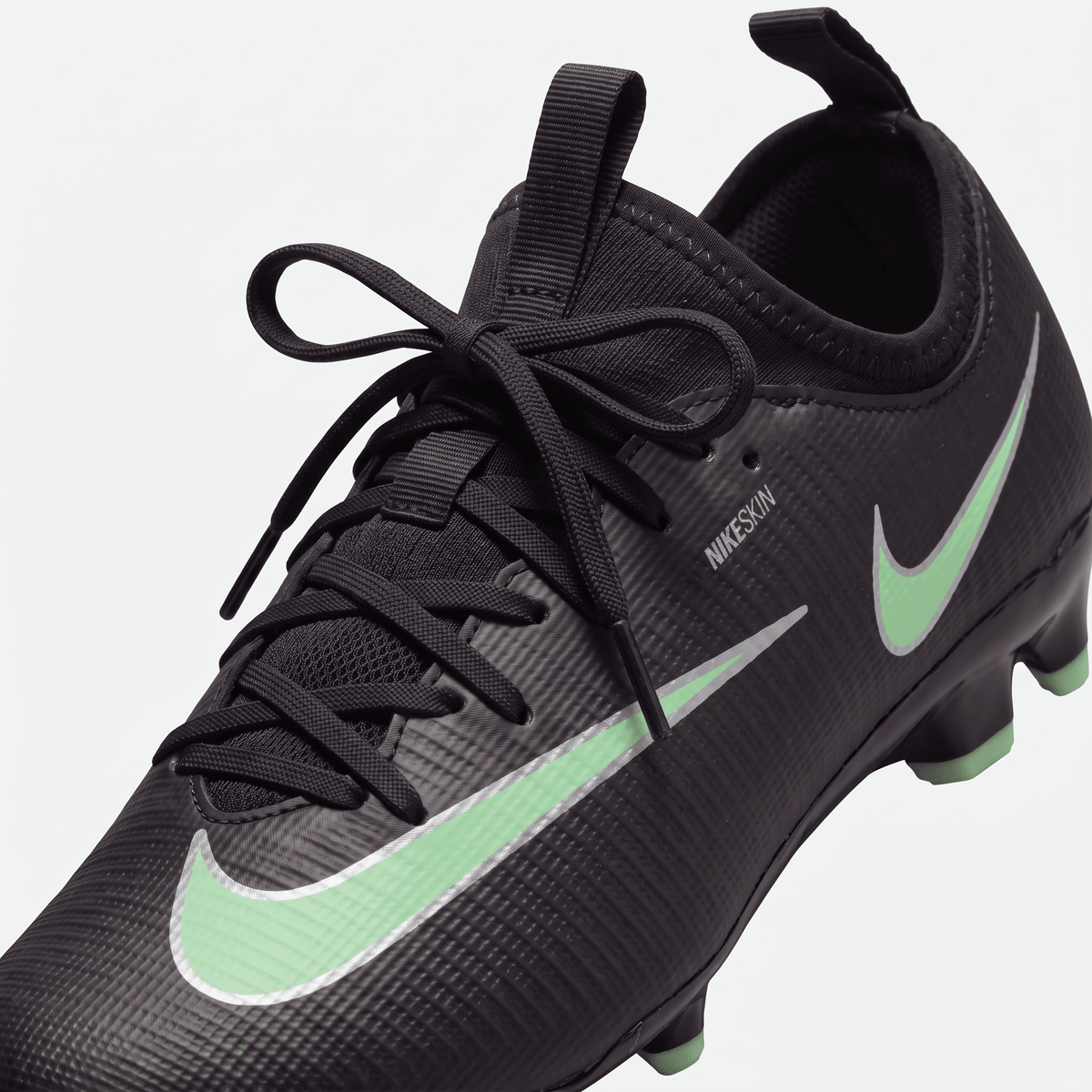 Mercurial Vapor 17 Academy TF Black / Illusion Green / Silver Metallic